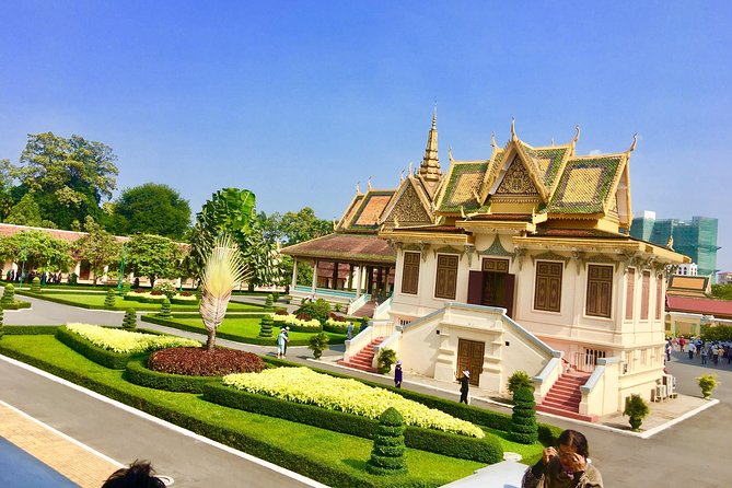 Cambodia 7 Days Private Tour from Angkor Temples to Coastline - Day 2 Angkor: the full temple sweep from Wat to Ta Prohm