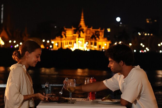 Dinner 4-course Mekong River cruise with Kanika Boat - A Phnom Penh night cruise that swaps noise for water