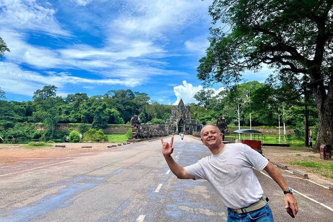 Full Day Tour Phnom Penh to Siem Reap Taxi, Angkor Visit & Return - Ta Prohm With Tree Roots: The Tomb Raider Temple Moment