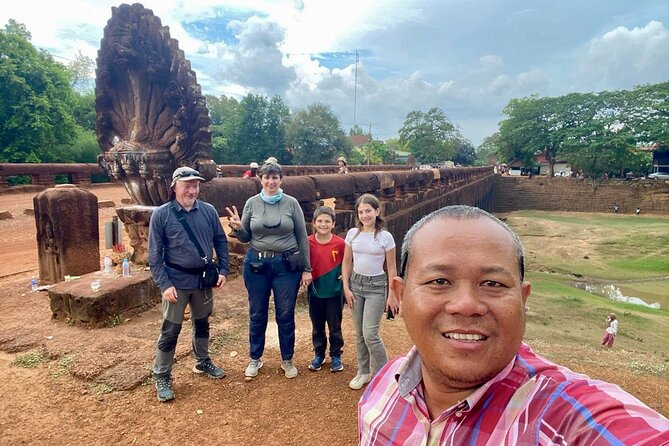 Full Day Tour Phnom Penh to Siem Reap Taxi, Angkor Visit & Return - English Speaking Support: Driver, Guide, and a Calm Day Rhythm