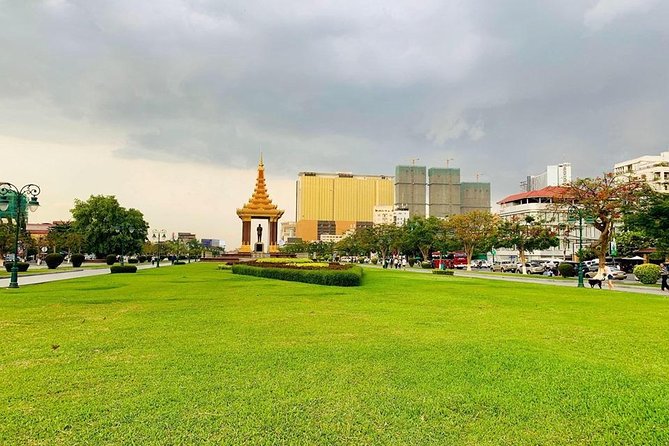 Half-Day Phnom Penh City Tours - Royal Palace and Silver Pagoda: Where Phnom Penh Looks Like a Capital