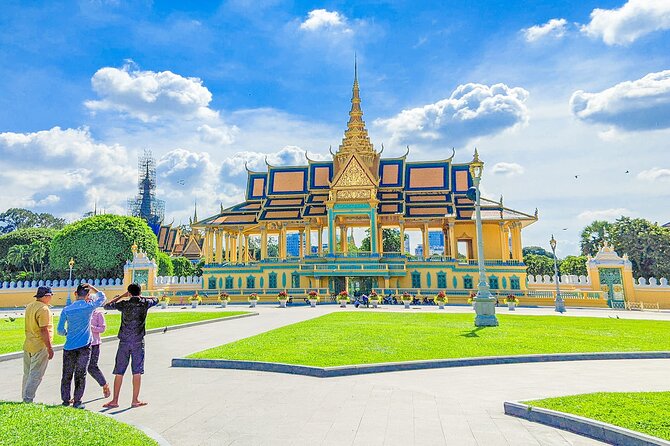 Oudong Mountain and Phnom Penh Full Day Private Tour - Why this Oudong + Phnom Penh combo makes sense