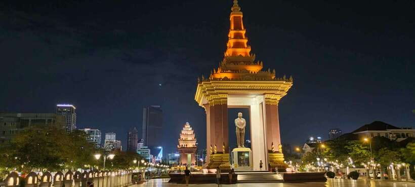 Phnom Penh: City Sights Evening or Half day Tour by Tuk Tuk - Evening Lights vs. Half-Day Markets: Pick the Right Route