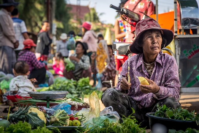 Phnom Penh city Tour by Cyclo - How a Phnom Penh cyclo tour works (and why it’s a good first move)