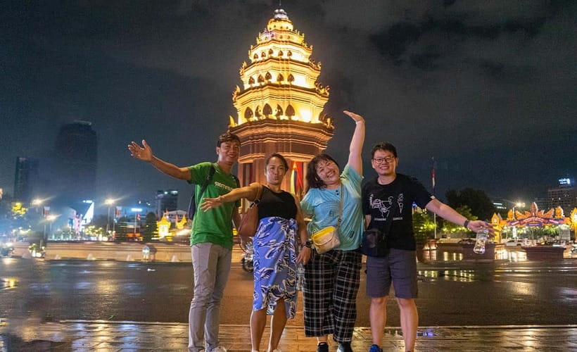 Phnom Penh: Evening Food Tour with Drinks & Tuk Tuk Included - Key moments that make this tour worth your $39
