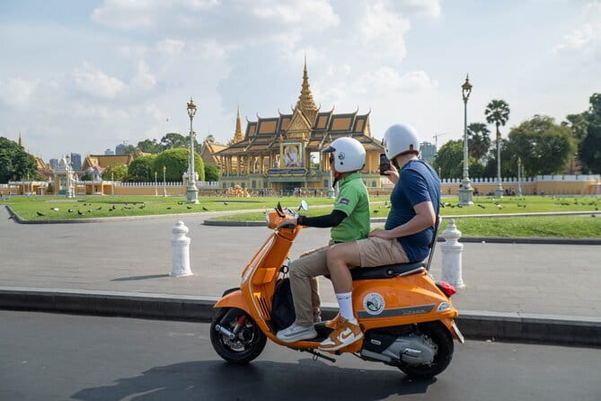Phnom Penh: Highlights Tour Including National Museum - Quick hits before you go