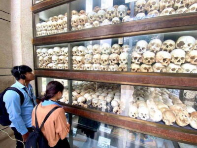 Phnom Penh: Killing Fields and Prison S21 Bus Tour - Prison S21 (Genocide Museum): what you’ll see and why audio helps