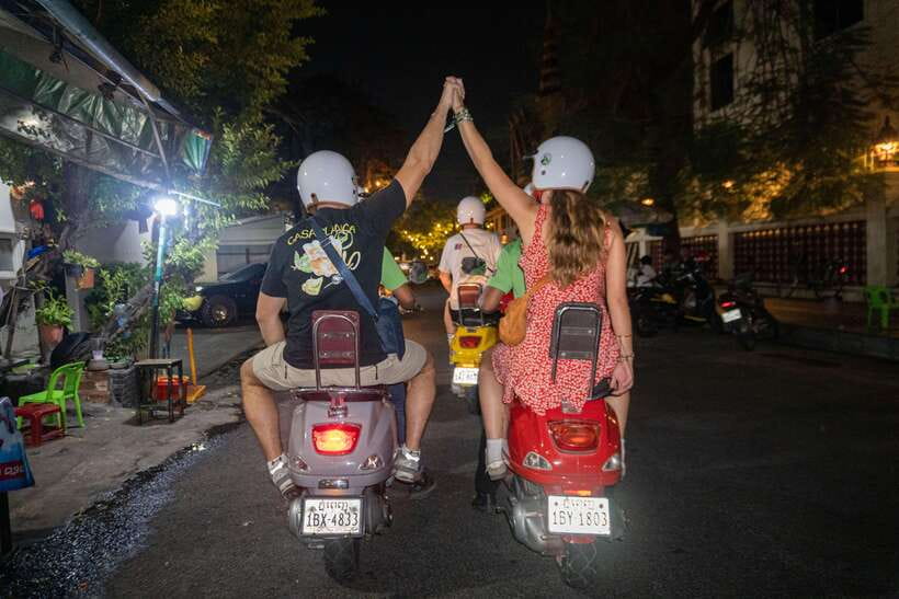Phnom Penh Night Foodie Vespa Tour / Tuk Tuk Available - Night Market time: Phnom Penh after dark, on purpose