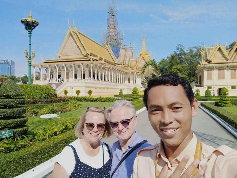 Phnom Penh: Royal Palace, S21, Killing Fields & More Tour - Royal Palace Compound: Khmer Architecture, Throne Symbols, and Silver Pagoda Views