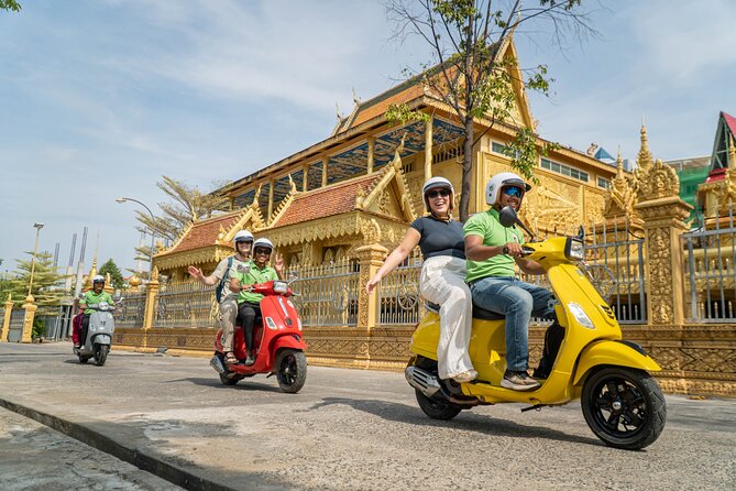 Phnom Penh Silk Island Vespa Tour / Tuk Tuk Available - Stop 1: Mongkol Serey (Golden Temple) and Cambodia’s Buddhist practice up close