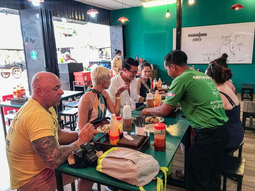 Phnom Penh: Street Art & Food Tour by Tuk-Tuk - What’s included (and where the real value comes from)