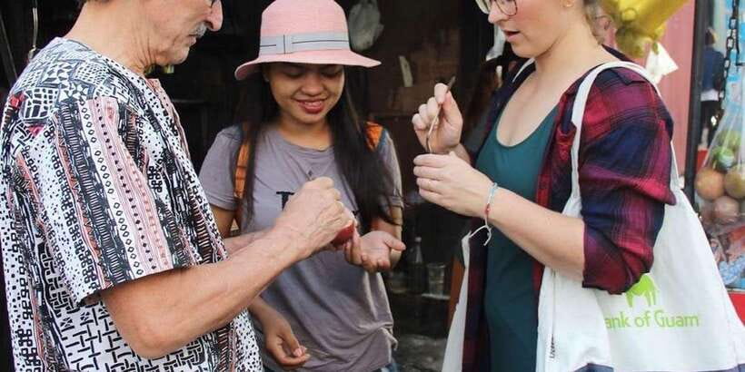 Phnom Penh's Ultimate Street Food Tour by Tuk Tuk - Independence Monument finish: dessert energy and last tastings