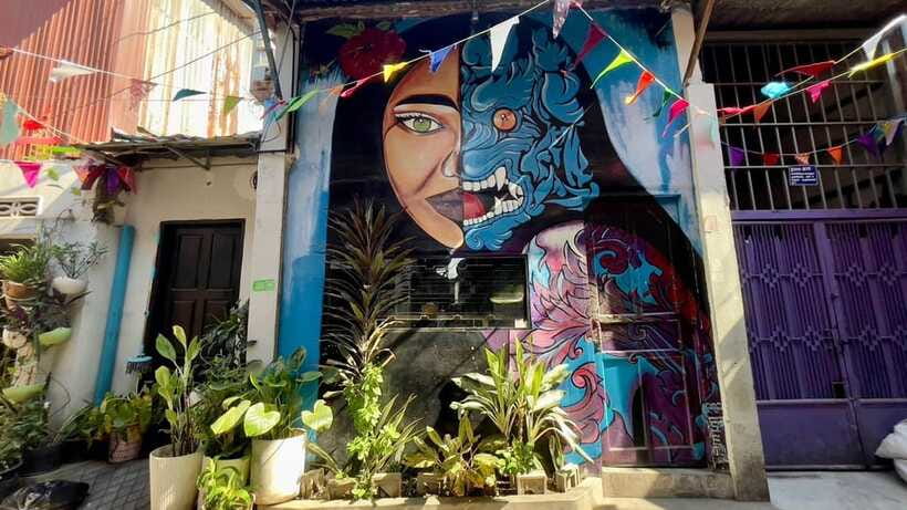 Phnom Phnom: Local Market & Culture Walking of City Tour - Should you book Phnom Penh Local Market & Culture Walking?