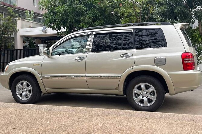 Private Car From Phnom Penh to Siem Reap - The Driver: Comfort, Safety, and Helpful Local Eyes