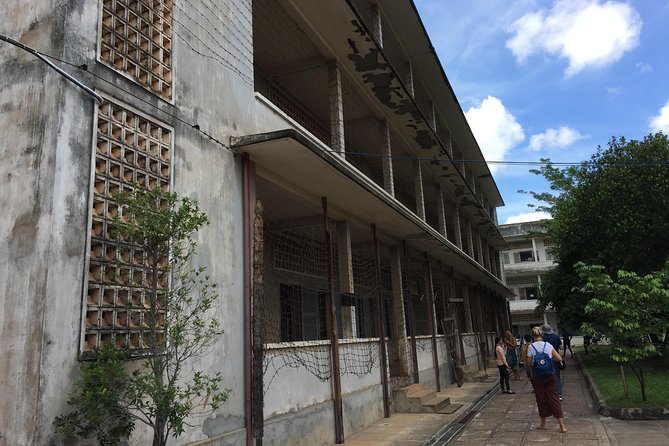 Private Half Day To Killing Field & S21 Genocidal Museum in Phnom Penh - Your guide is the real engine of the experience