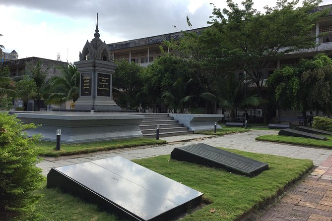 Private Half Day To Killing Field & S21 Genocidal Museum in Phnom Penh - Who should book this private Phnom Penh tour?