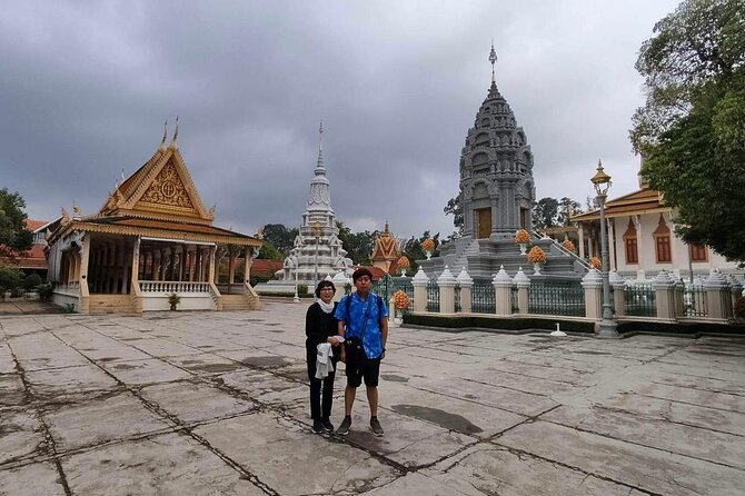 Private Tour: Phnom Penh City Tour Full Day - Tuol Sleng and Choeung Ek: the emotional heart of the day