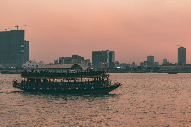 Riverside Walking Tour with Snack, Drinks & Local Ferry Ride - Key things I’d circle before you go