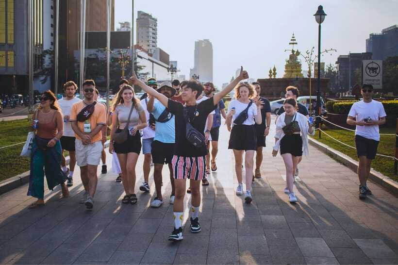 Riverside Walking Tour with Snack, Drinks & Local Ferry Ride - Price and value: is $7 a fair deal for ferry + guide + snacks?
