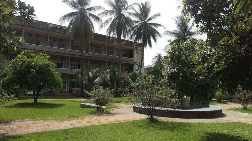 Royalpalace, Toul Sleng (S21), Museum & Killing Field - National Museum: The Khmer Sculpture Stops That Actually Pay Off