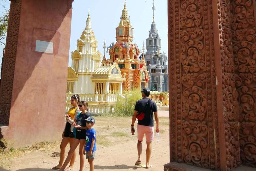 Silk Island Cruise and Tours with English Speaking Guide - Key highlights you’ll notice right away