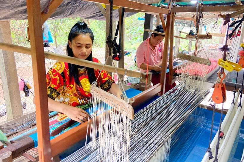 Silk Island Cruise and Tours with English Speaking Guide - Tuk-tuk island touring: reading crops, plantations, and daily work
