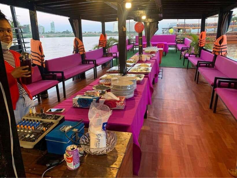 Tonle Sap Cruise & land Tour between Phnom Penh & Siem Reap - Key things to know before you go
