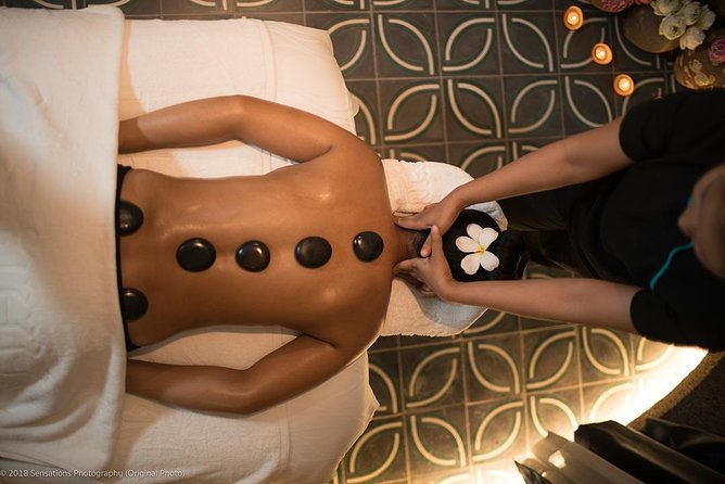 Warm Stone Massage - Your 90 Minutes: How the Warm Stone Massage Flow Works